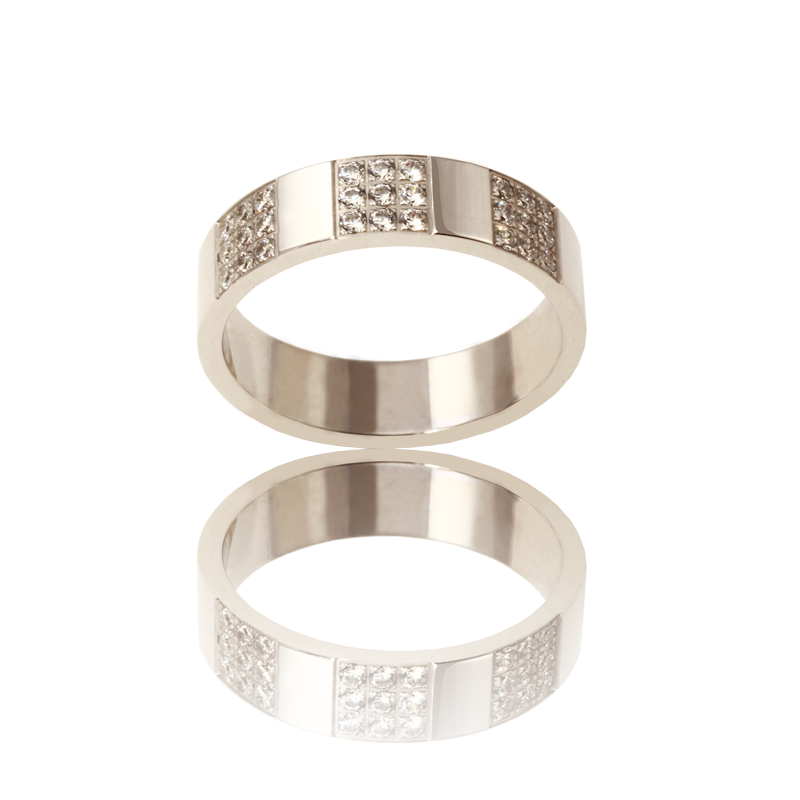 White gold wedding ring